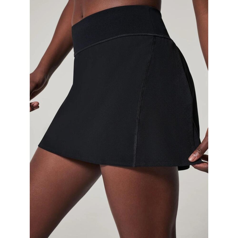 SPANX XL 14" Get Moving Skort in Black